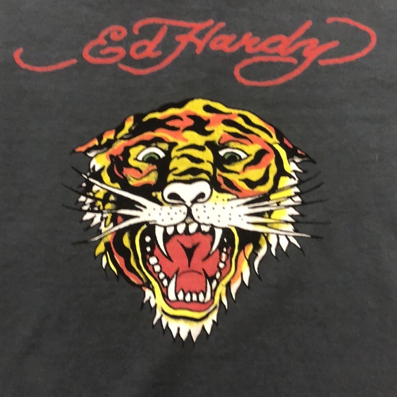 Ed Hardy T-shirt Dark grey tiger graphic excellent condition fits small- medium - Picture 5 of 8
